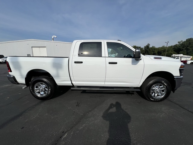2026 Ram 2500 Tradesman photo 2
