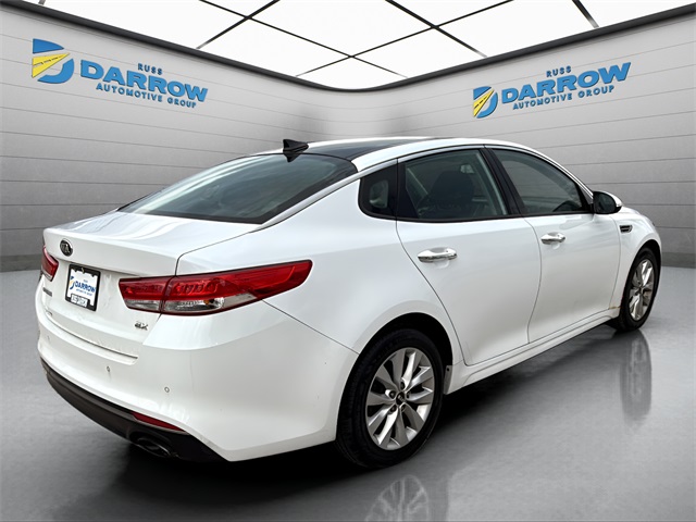 2017 Kia Optima EX photo 4