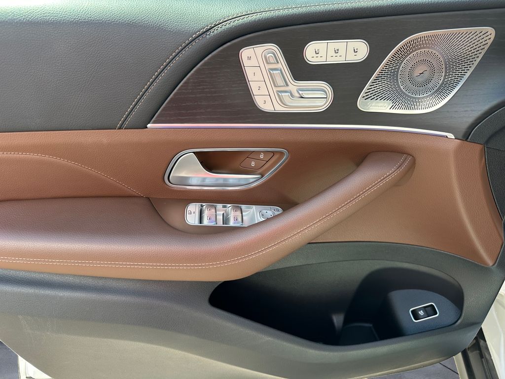 2024 Mercedes Benz GLE 350 4MATIC photo 12