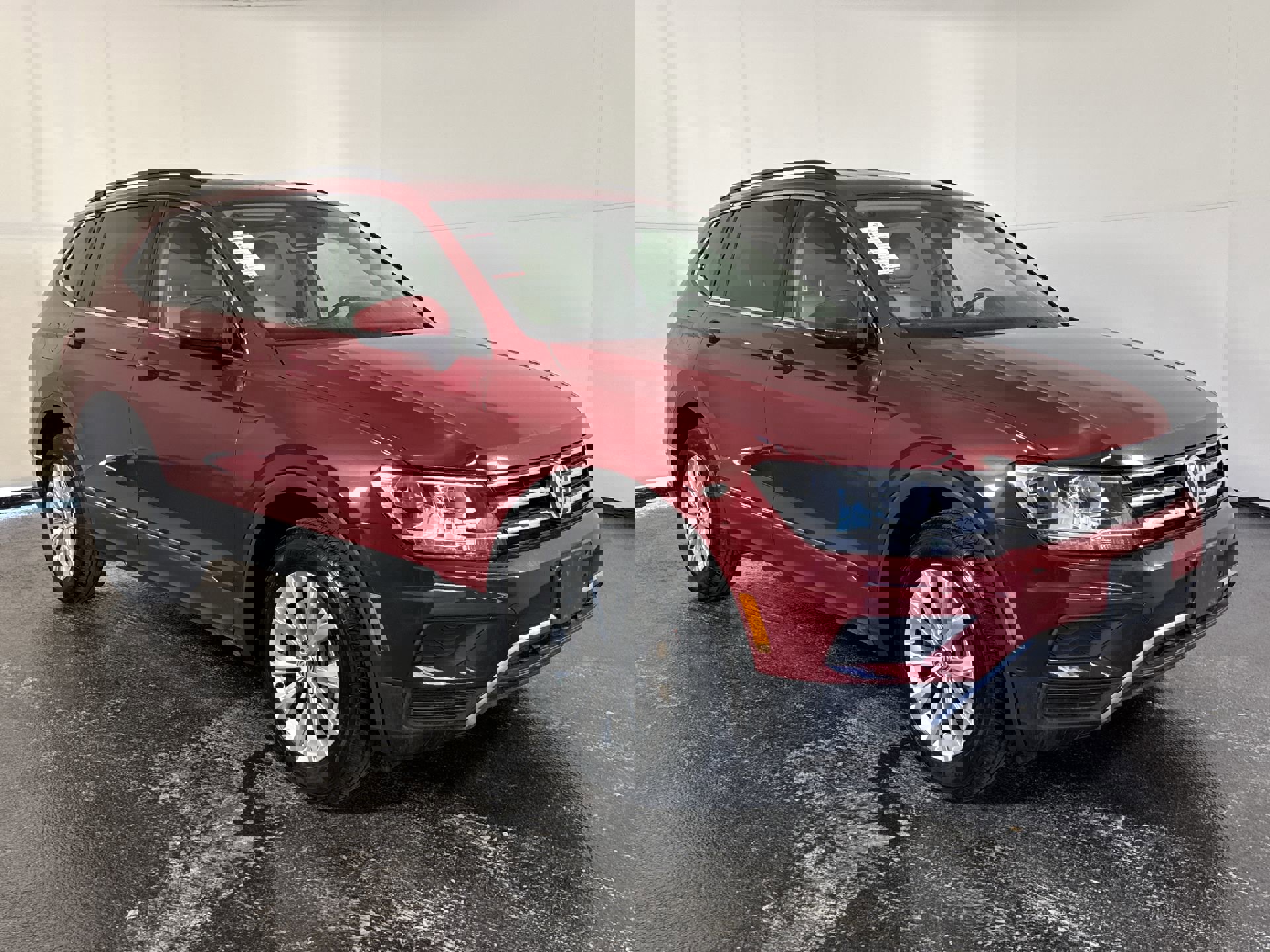 Used 2018 Volkswagen Tiguan SE with VIN 3VV2B7AXXJM061377 for sale in Palmetto Bay, FL