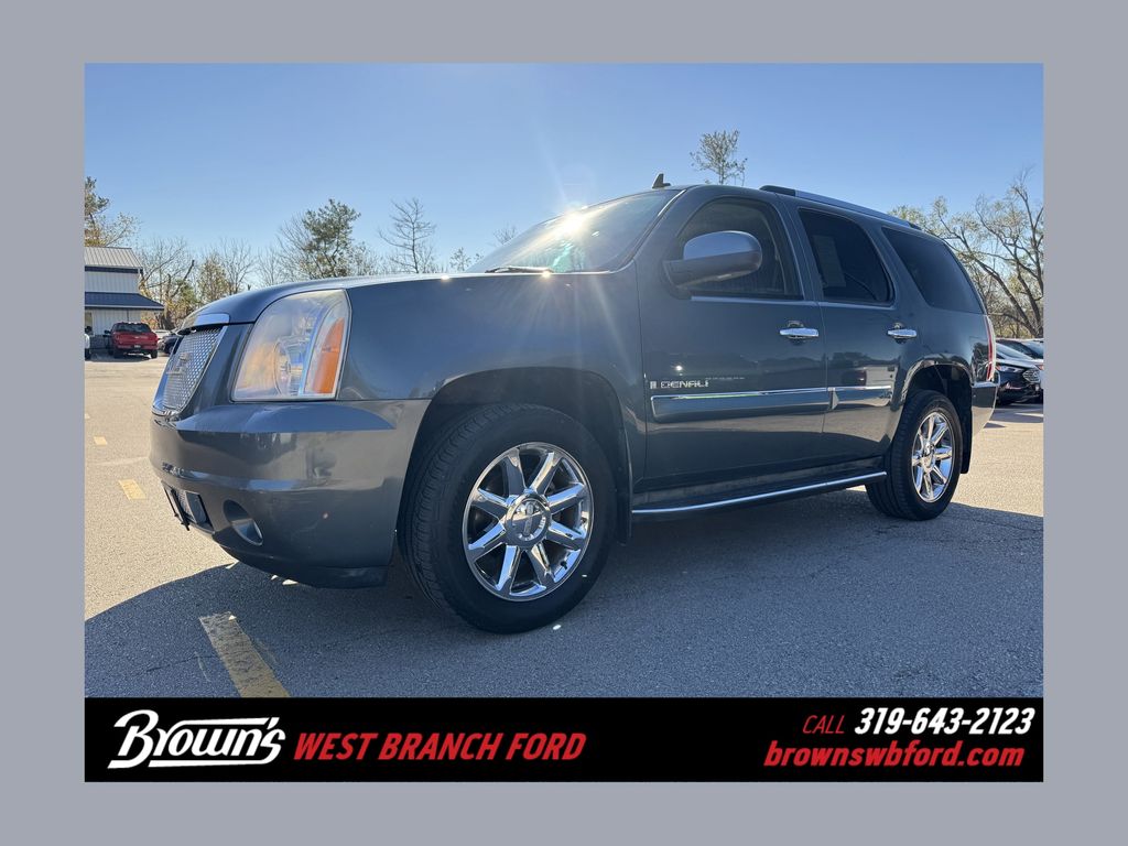 2007 GMC Yukon Denali's photo
