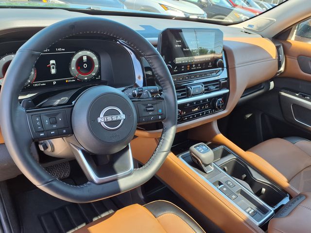2024 Nissan Pathfinder Platinum photo 4