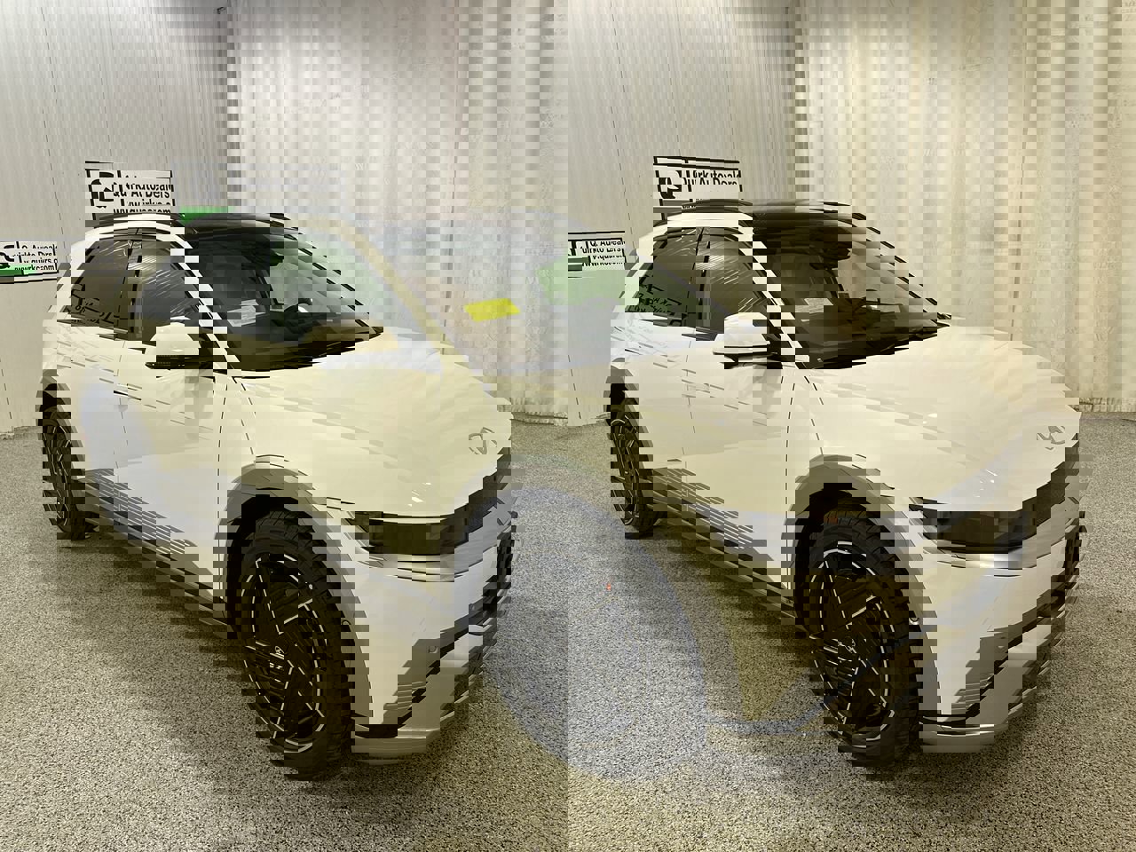 New 2025 Atlas White Hyundai Limited image 1