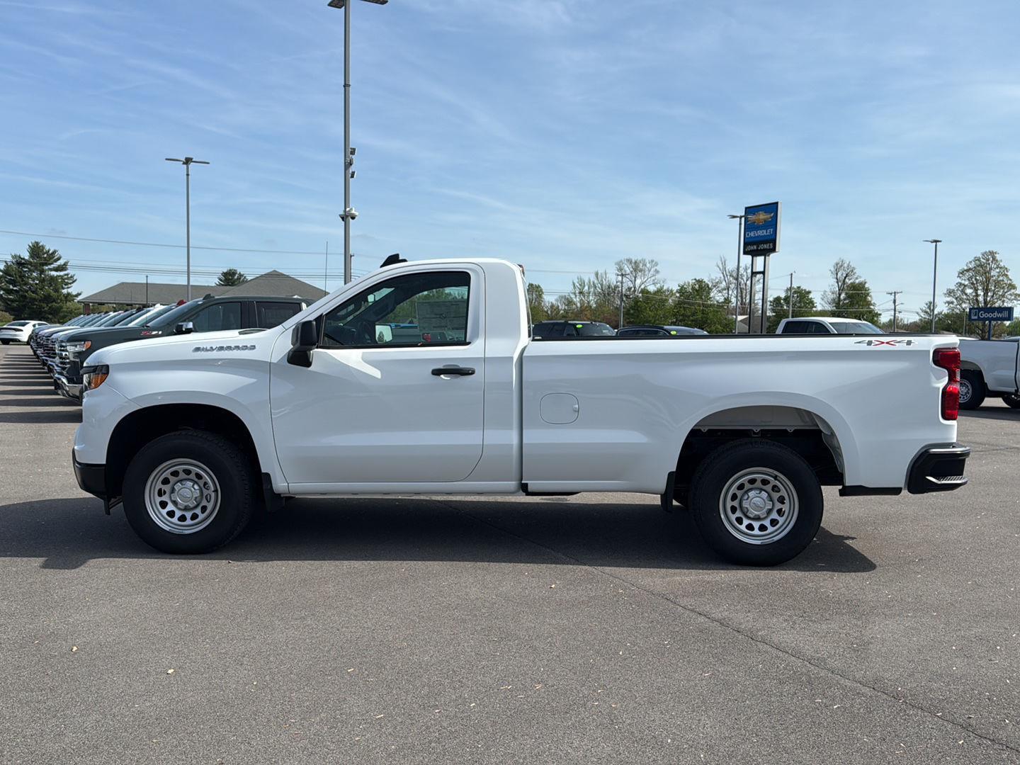 2025 Chevrolet Silverado 1500 photo 3