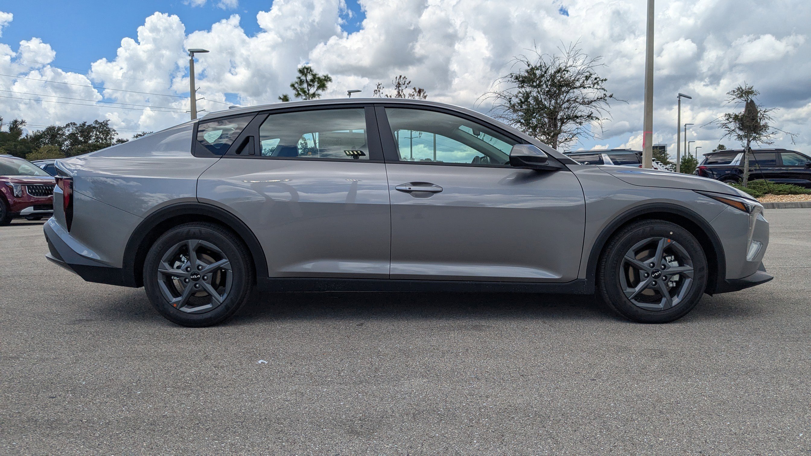 2025 Kia K4 LXS photo 4