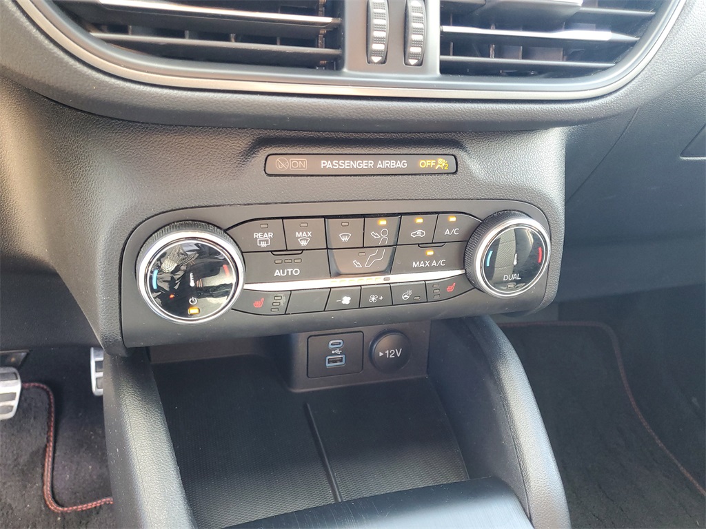 2023 Ford Escape ST-Line photo 21