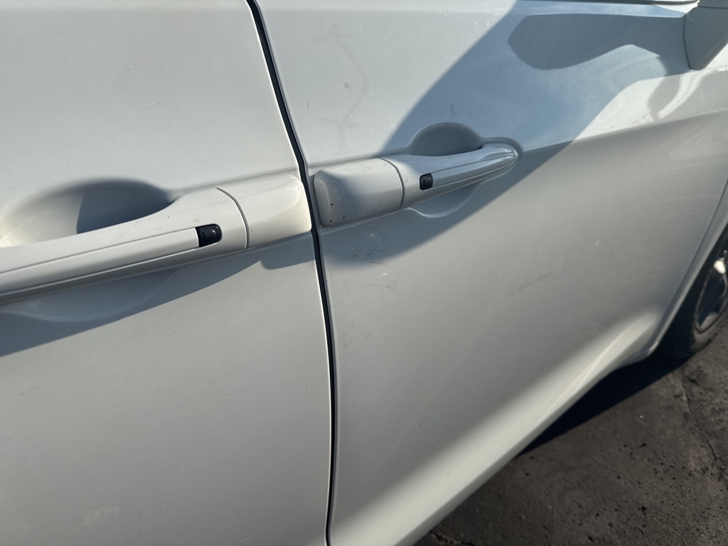 2018 Chrysler Pacifica Touring Plus photo 8