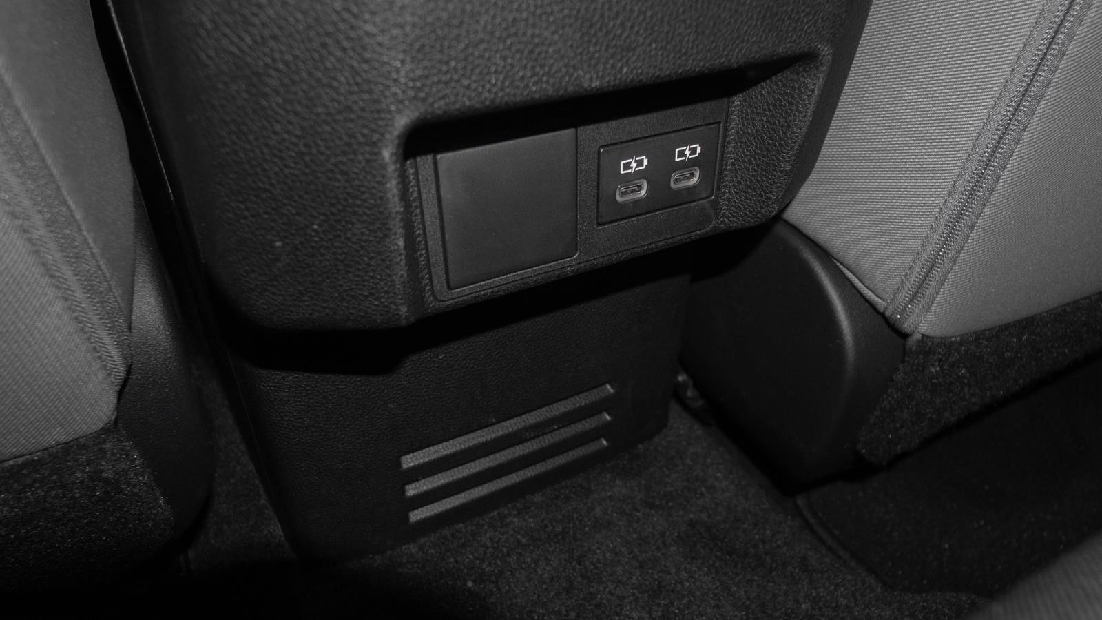 2024 Toyota Tacoma TRD Double Cab photo 7