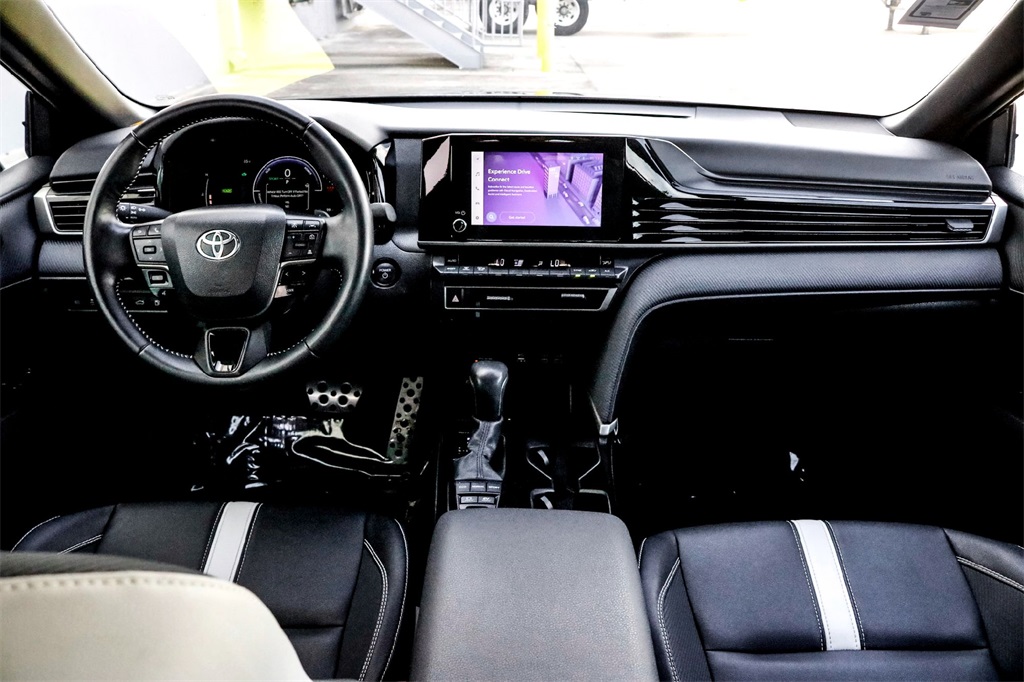 2025 Toyota Camry XSE photo 28
