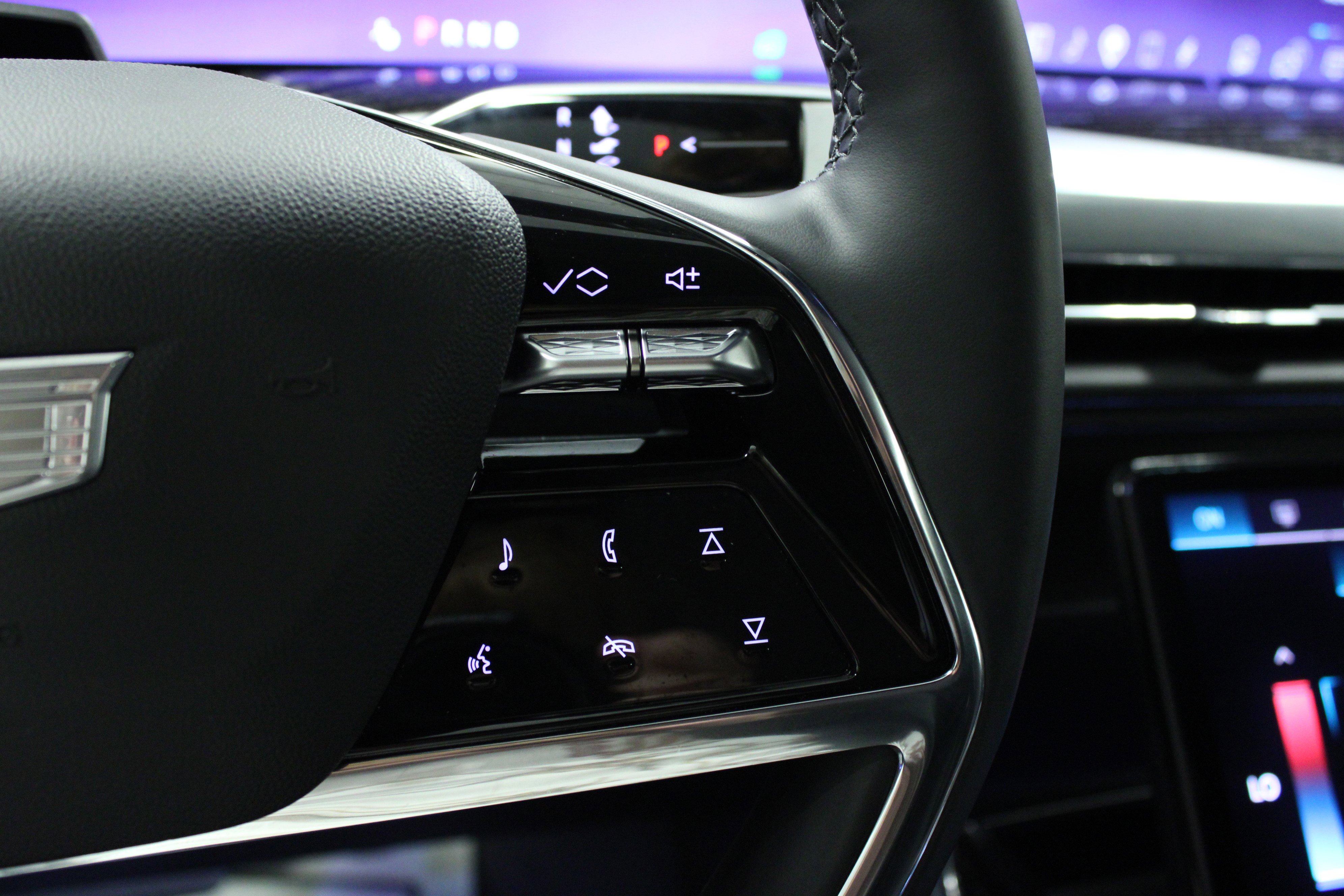 2025 Cadillac Escalade IQ Luxury photo 25