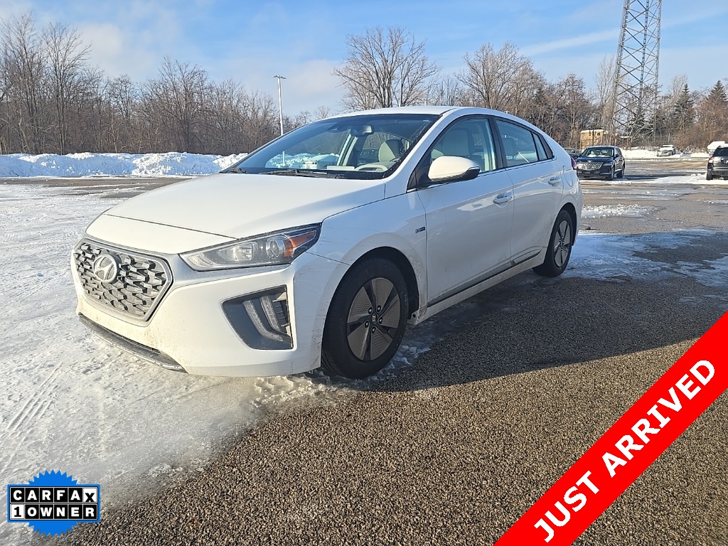 2020 Hyundai IONIQ SE's photo