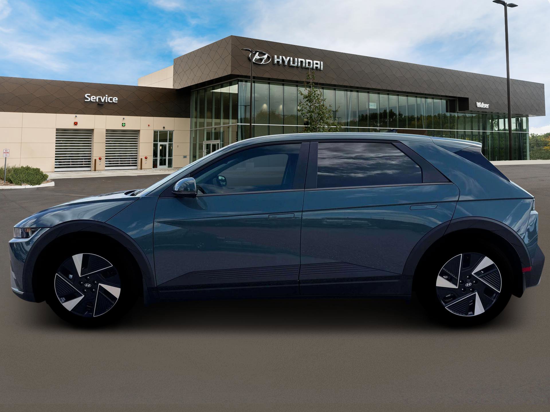 2026 Hyundai Ioniq 5 SEL photo 3