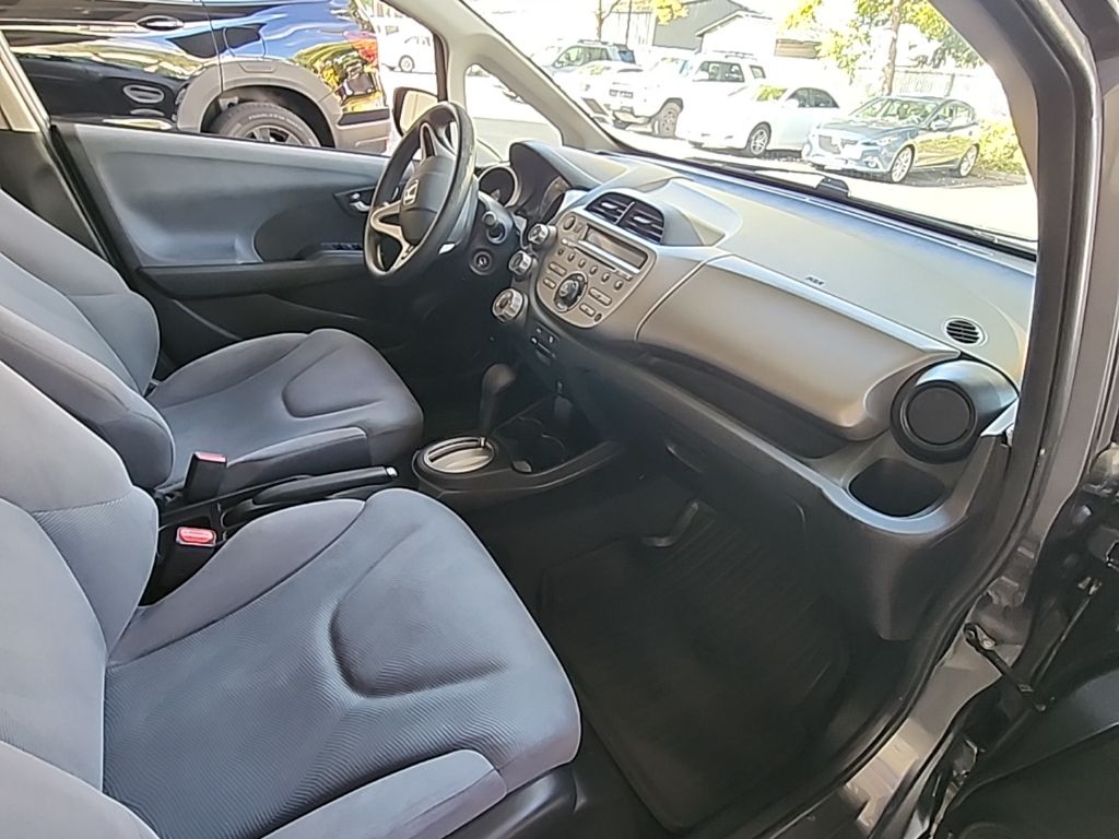 2013 Honda Fit Base photo 6