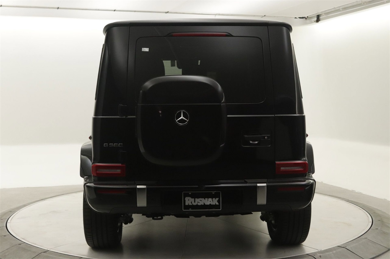 2025 Mercedes Benz G photo 3