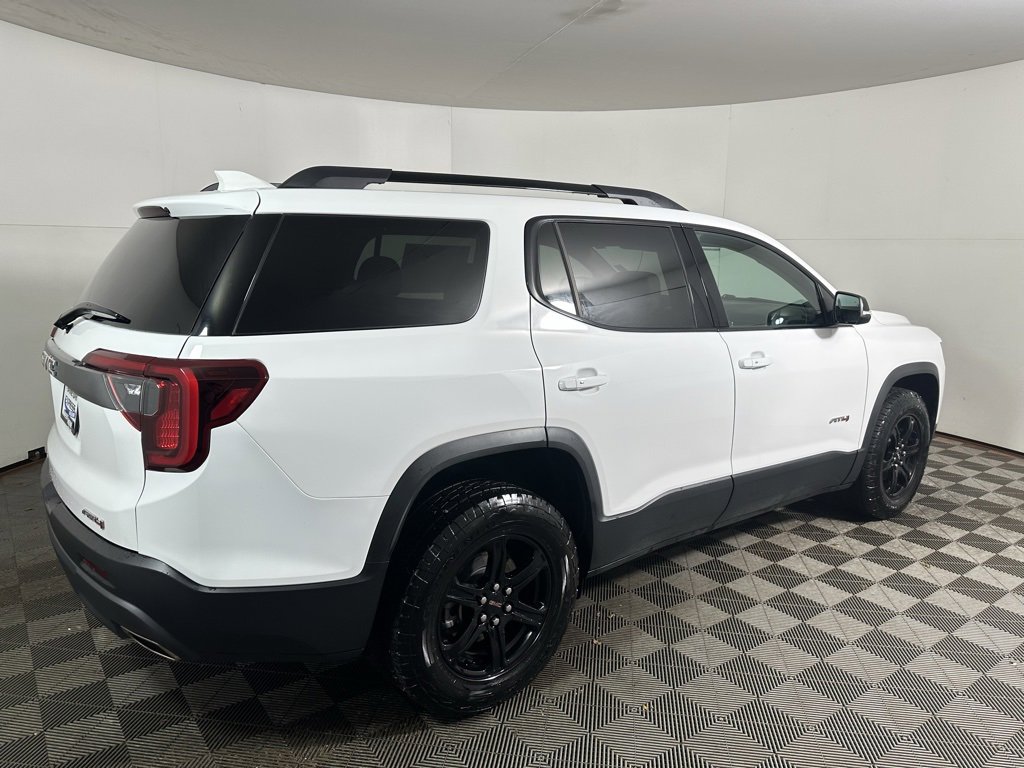 2023 Gmc Acadia AT4 photo 2