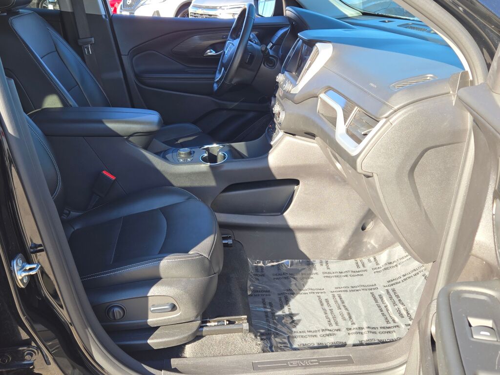 2024 Gmc Terrain SLT photo 3