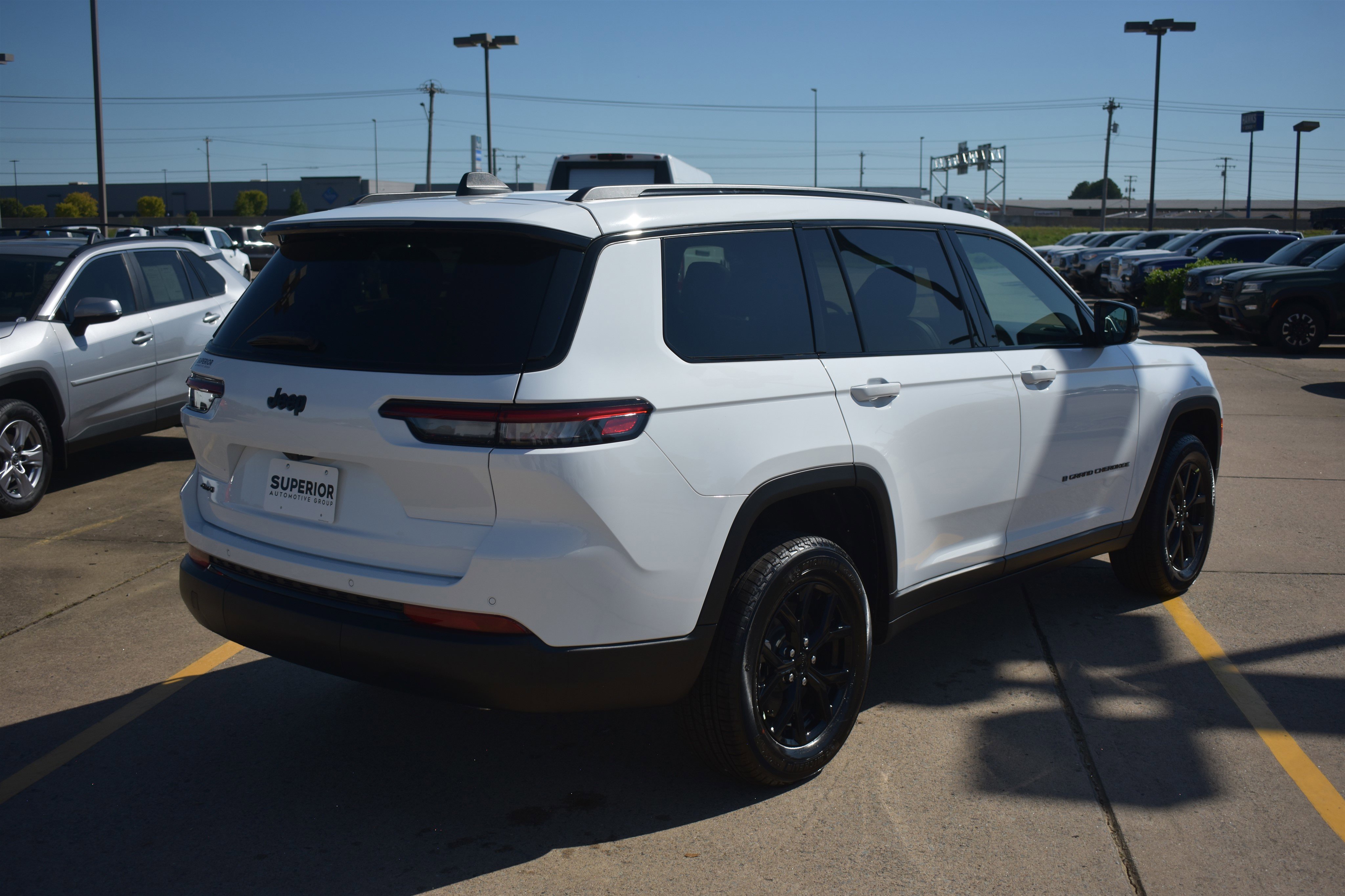 2025 Jeep Grand Cherokee Altitude X photo 4