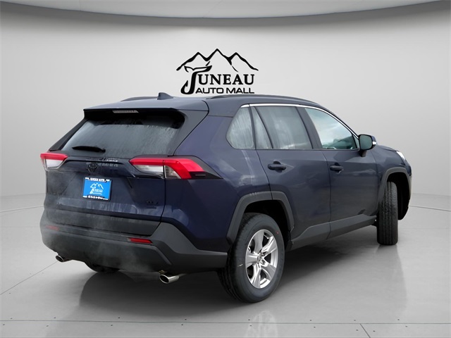 2025 Toyota RAV4 Hybrid XSE photo 2