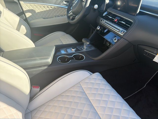 2025 Genesis G70 3.3T Sport Advanced photo 10