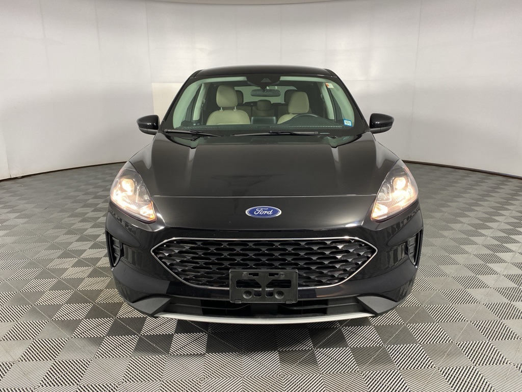 2021 Ford Escape SE photo 3