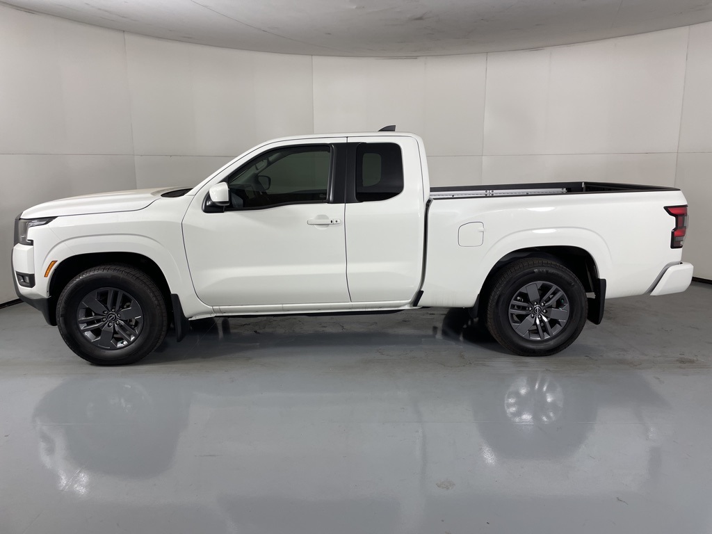 2025 Nissan Frontier King Cab SV photo 4