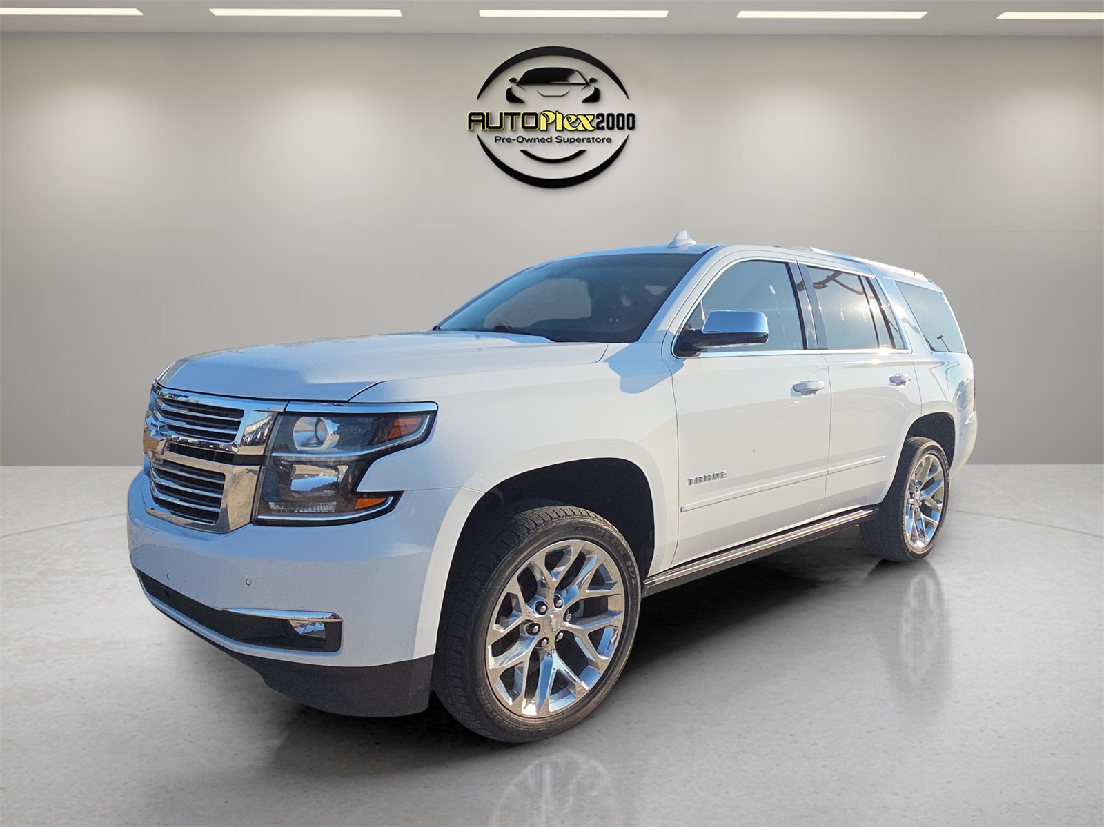 2018 Chevrolet Tahoe Premier photo 3
