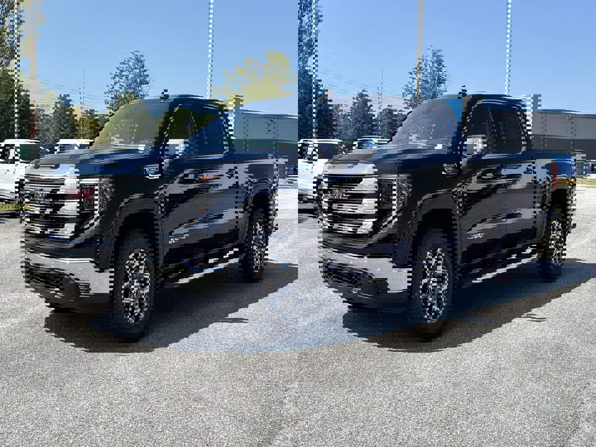 2025 Gmc Sierra 1500 SLE photo 4