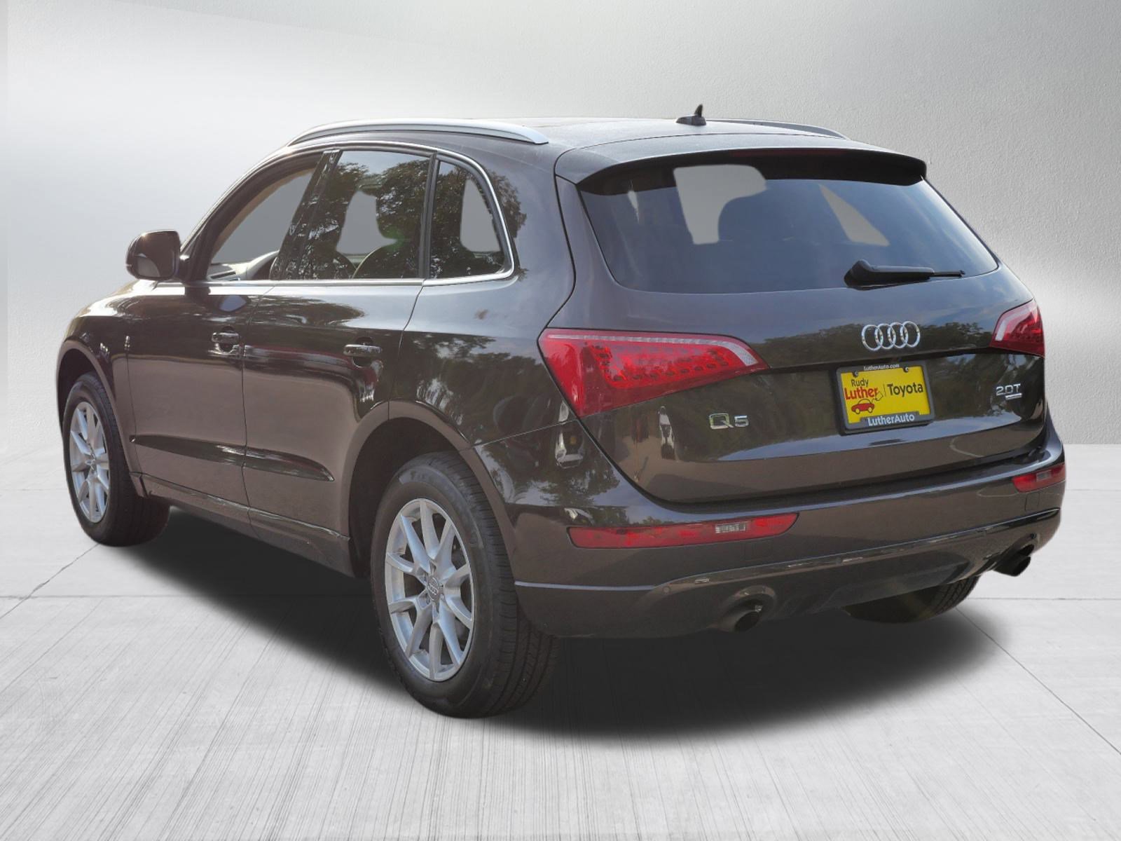2012 Audi Q5 2.0T Premium Plus photo 4
