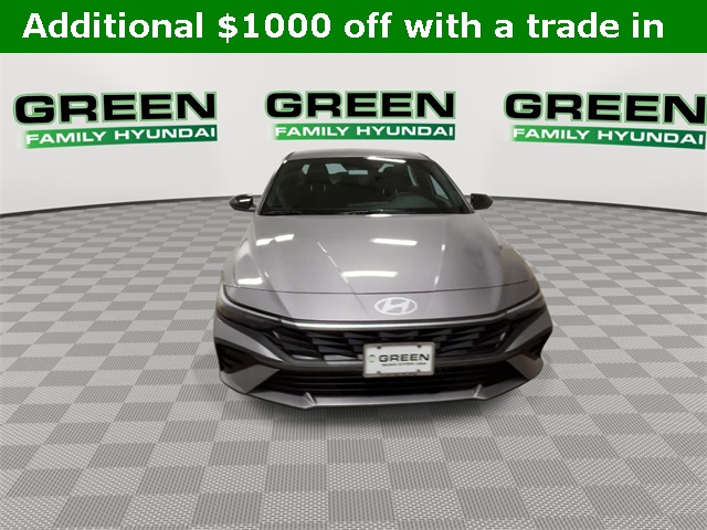 2025 Hyundai Elantra SEL Sport photo 4