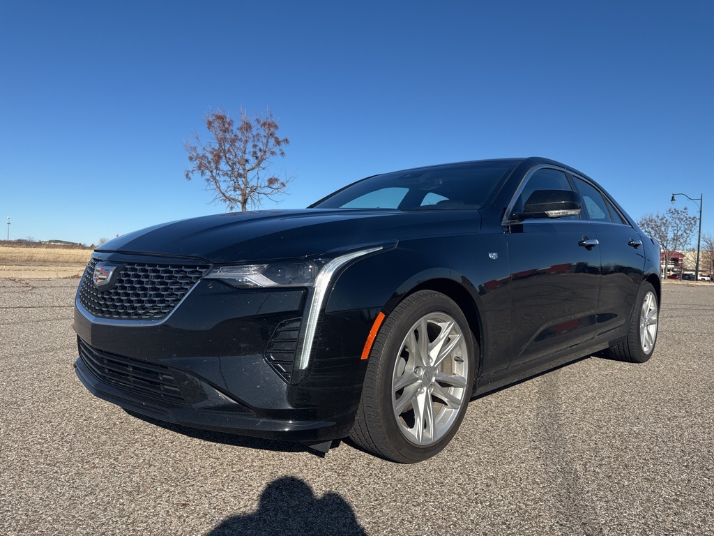 2024 Cadillac CT4 Luxury's photo