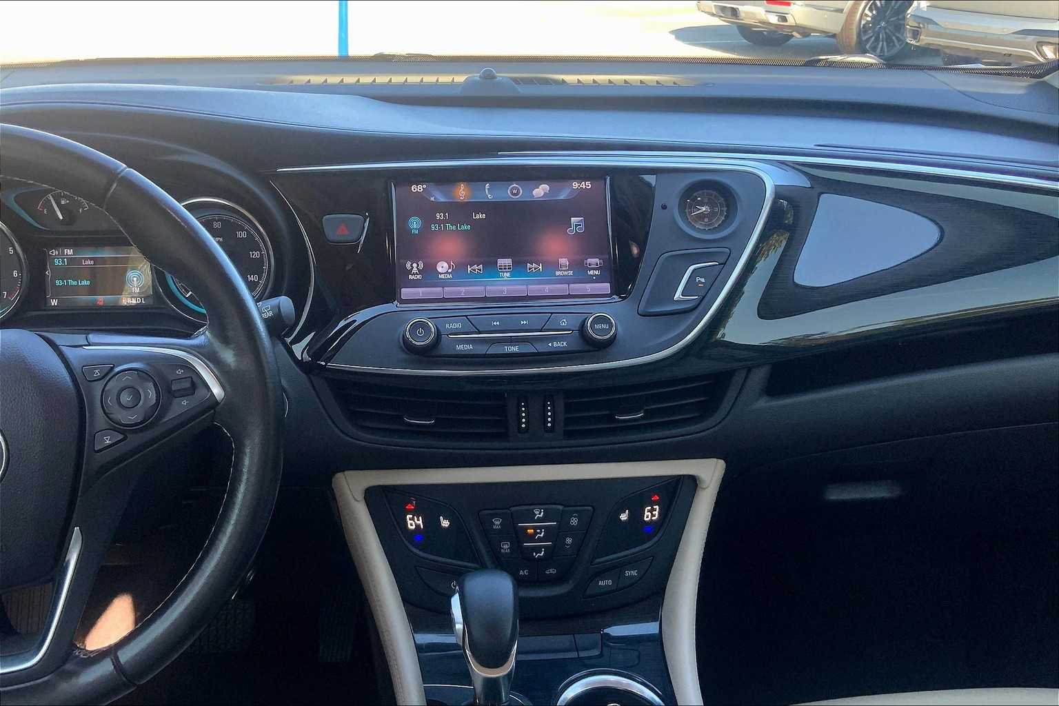 2017 Buick Envision Preferred photo 5