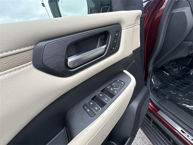 2025 Nissan Armada Platinum Reserve photo 13