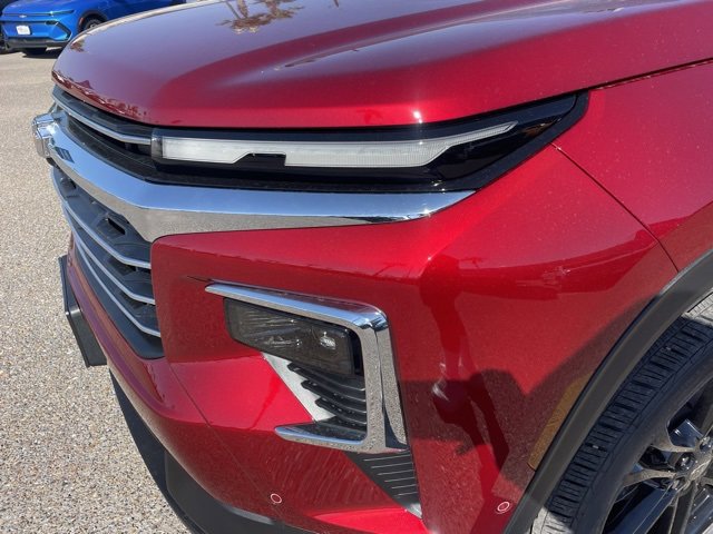 2026 Chevrolet Traverse photo 9