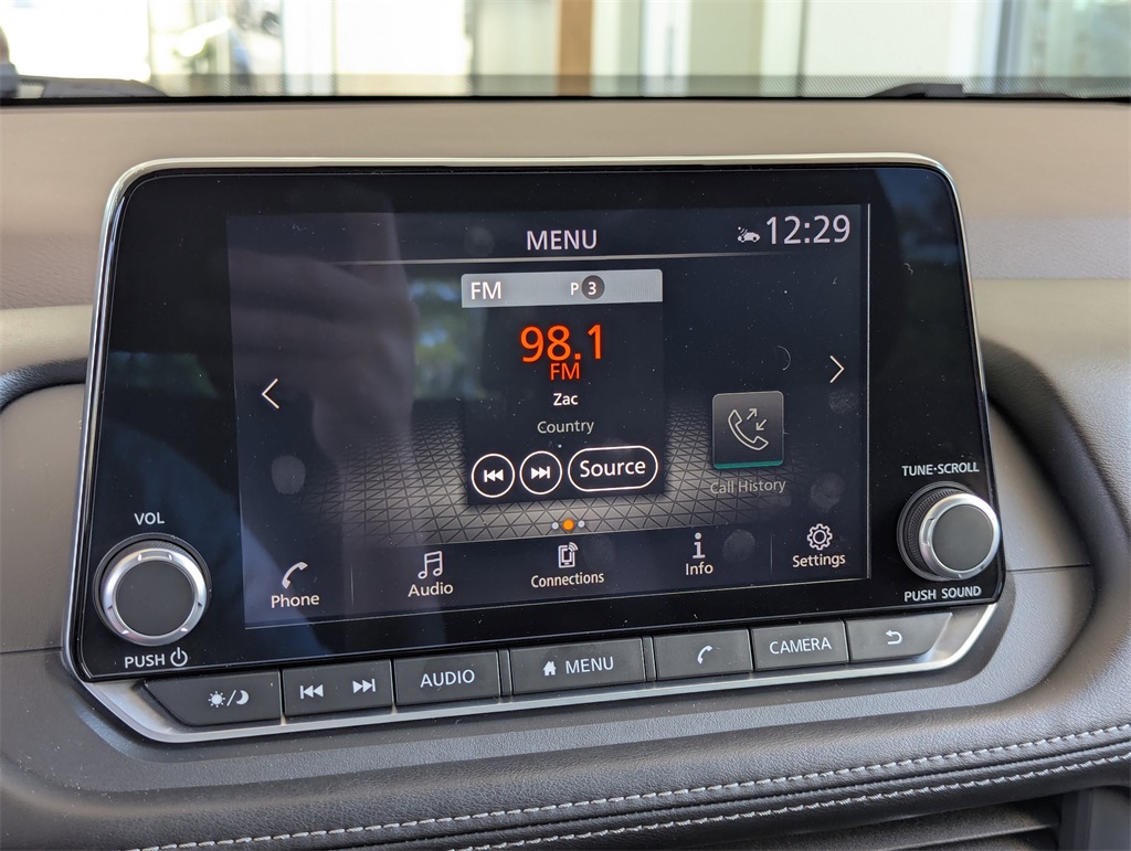 2023 Nissan Rogue SV photo 24