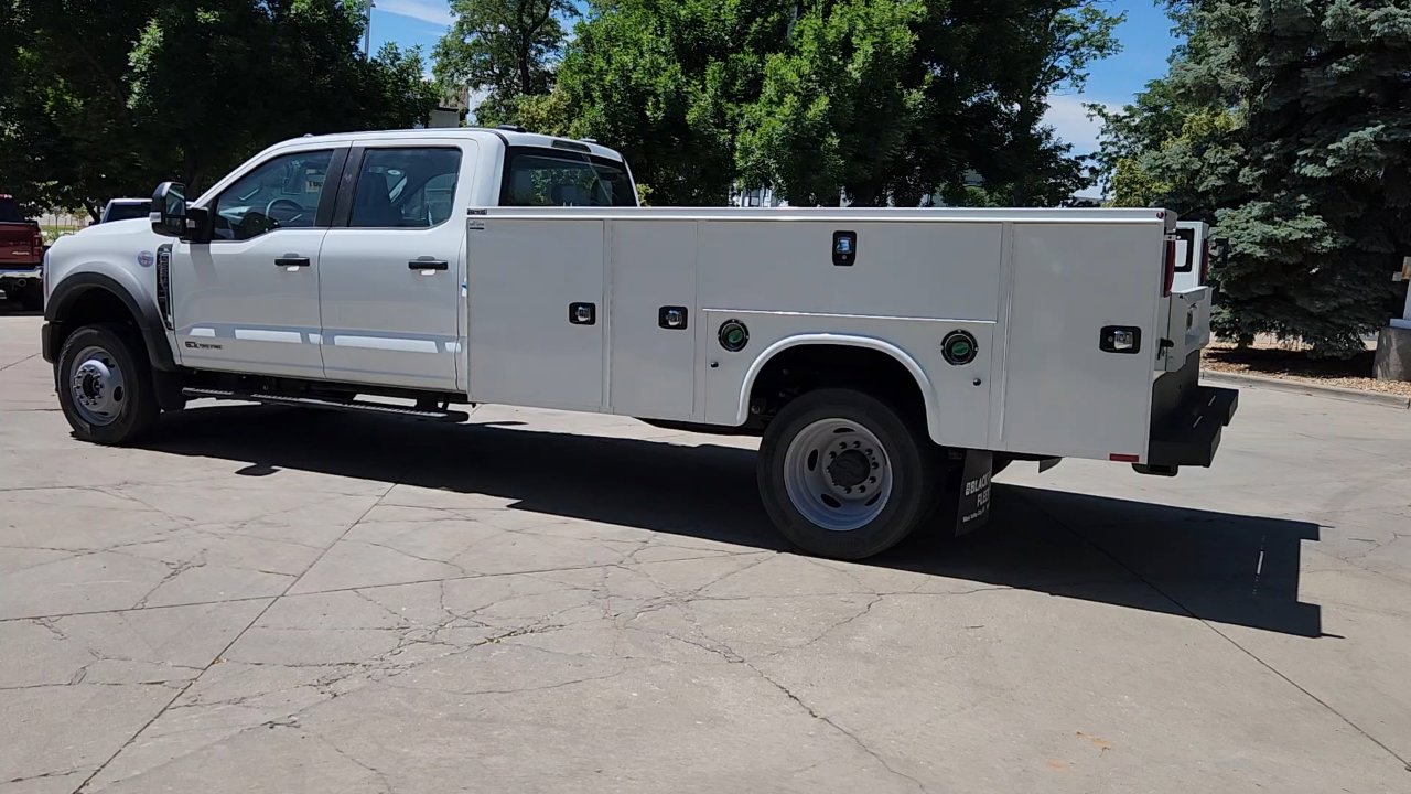 2025 Ford F-550 XL photo 3