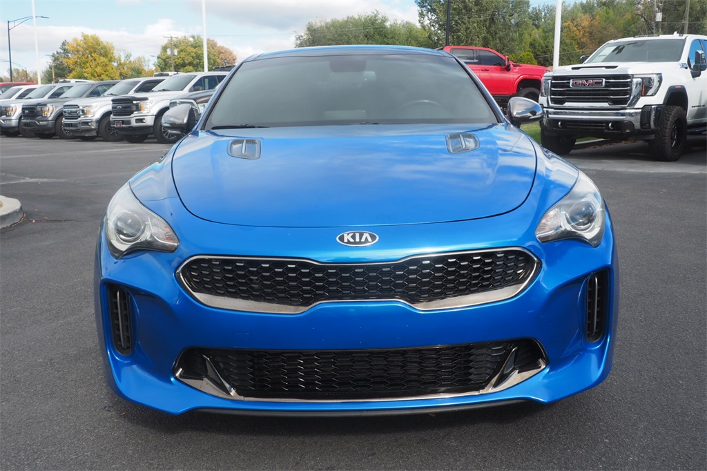 2020 Kia Stinger GT-Line photo 2