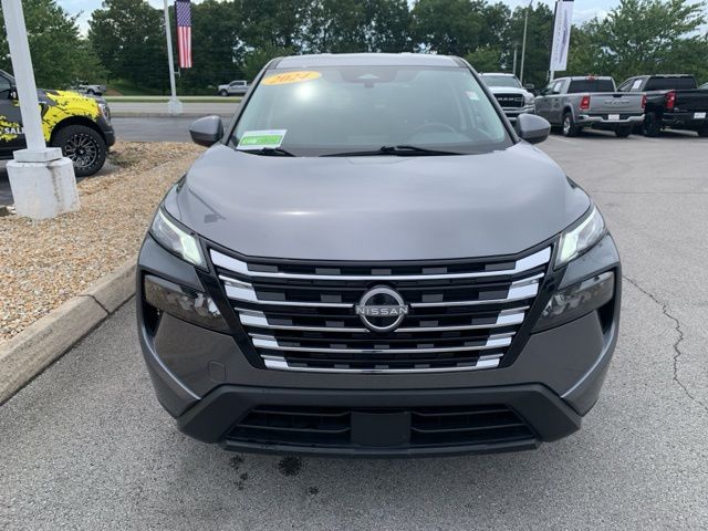2024 Nissan Rogue SV photo 2