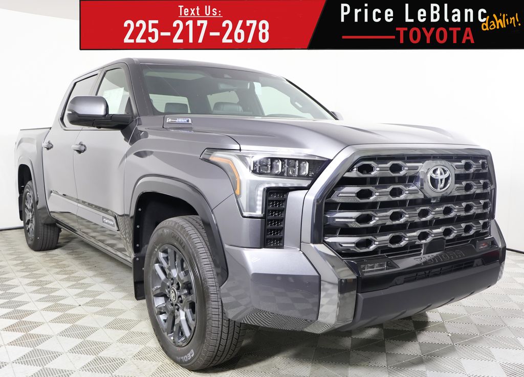 2026 Toyota Tundra Platinum's photo