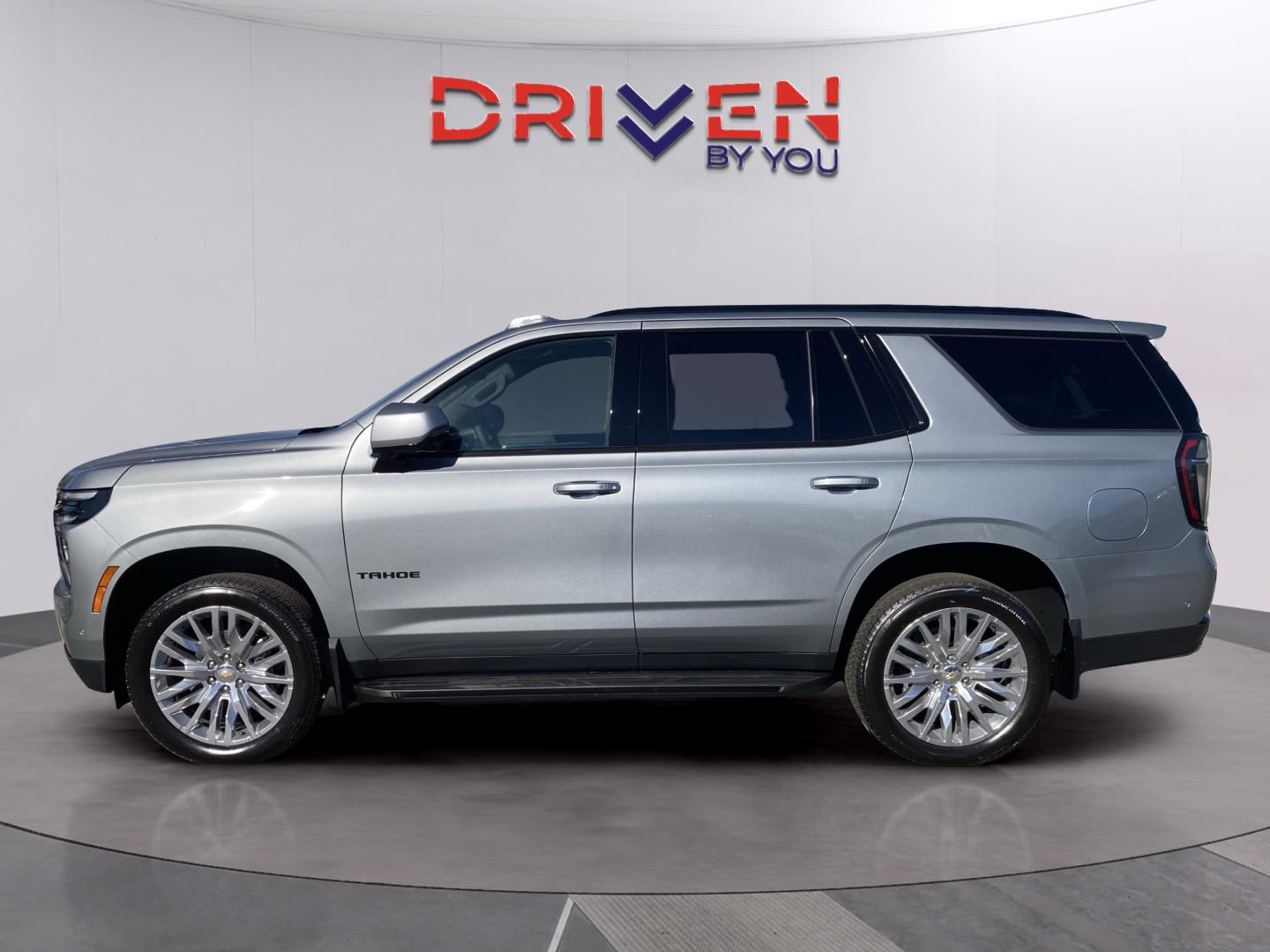 2026 Chevrolet Tahoe RST photo 2