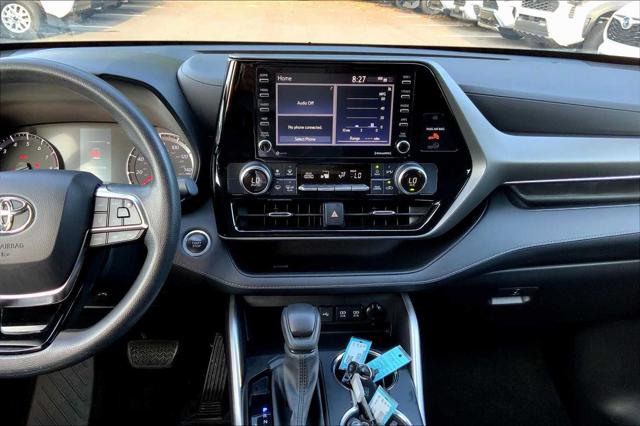 2021 Toyota Highlander L photo 5