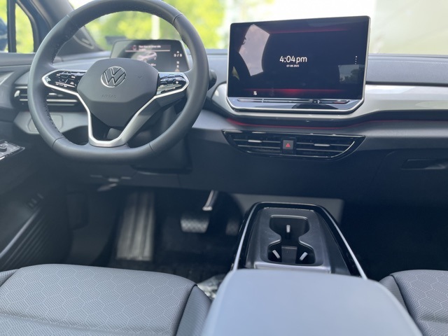 2025 Volkswagen ID.4 Pro Plus photo 5