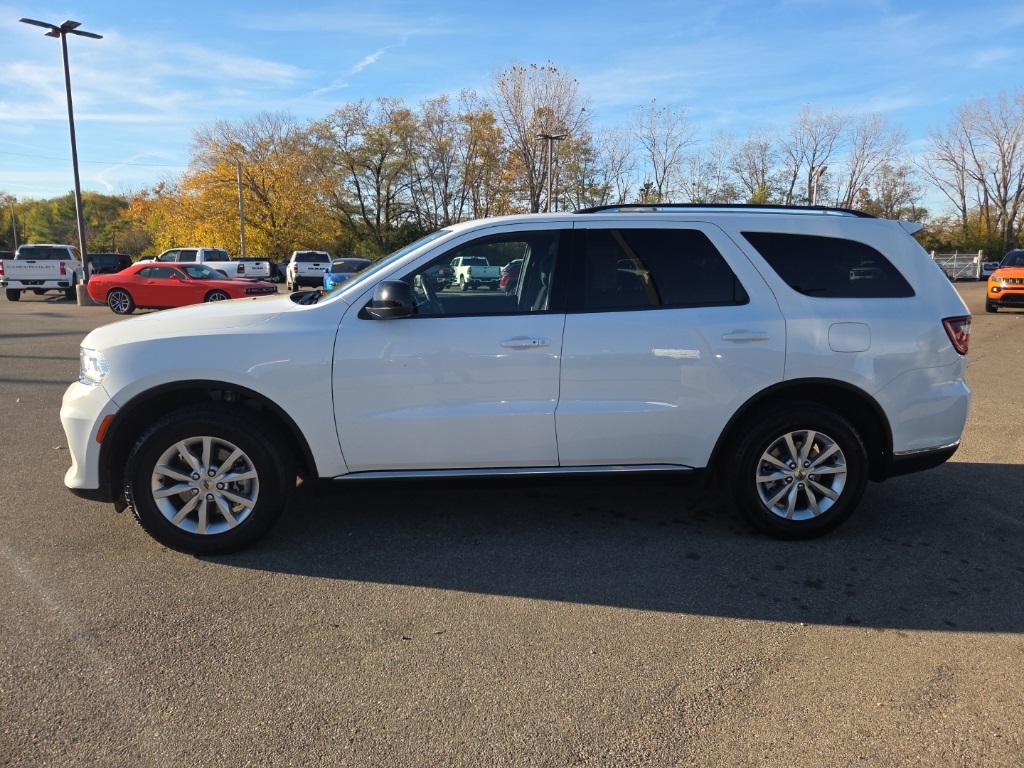 2024 Dodge Durango SXT photo 2