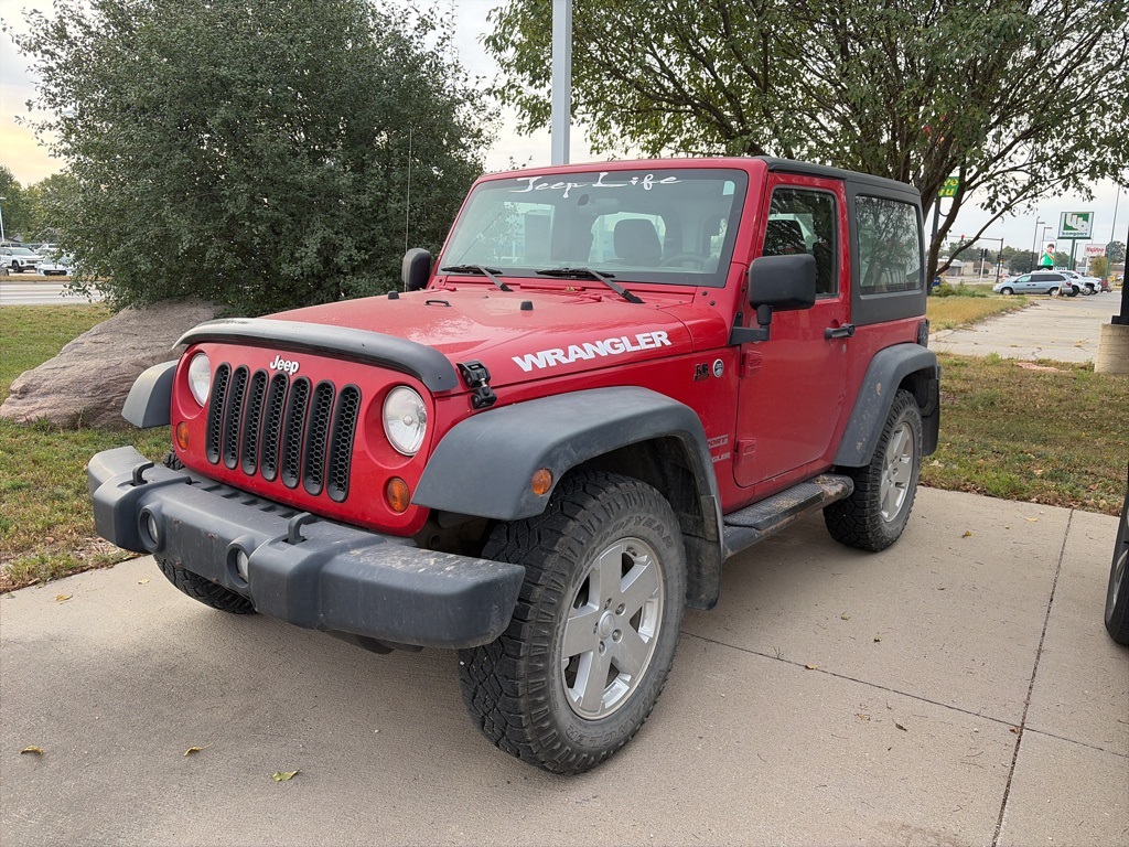 2011 Jeep Wrangler X photo 2