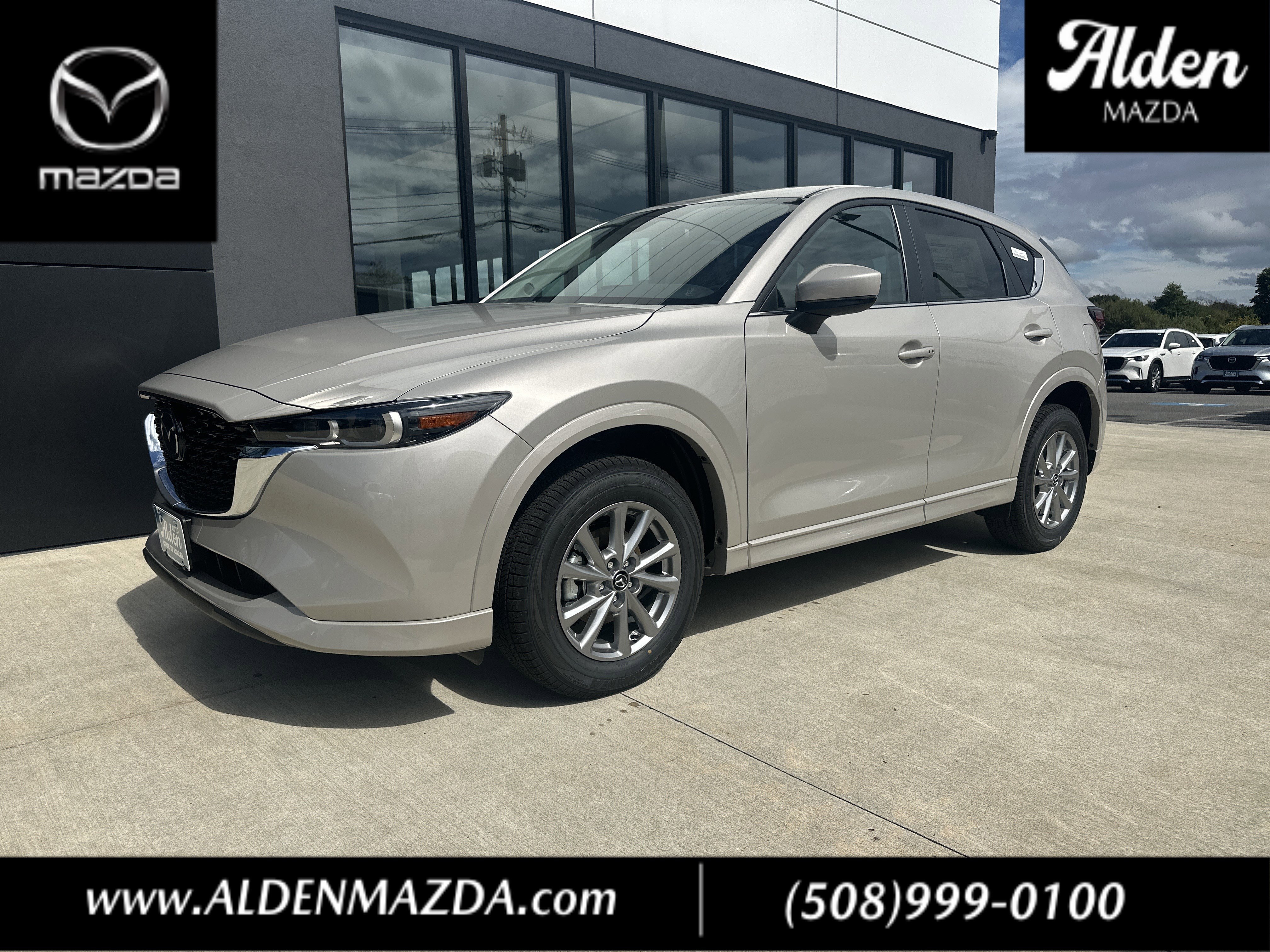 2025 Mazda CX-5's photo