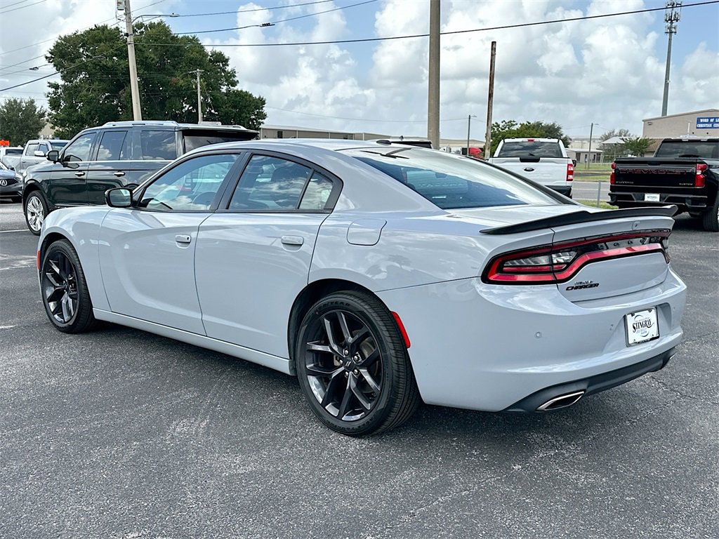 2021 Dodge Charger SXT photo 5