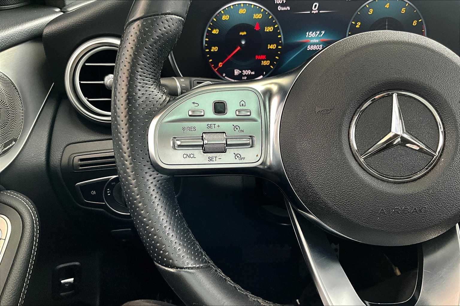 2021 Mercedes Benz GLC 300 photo 20