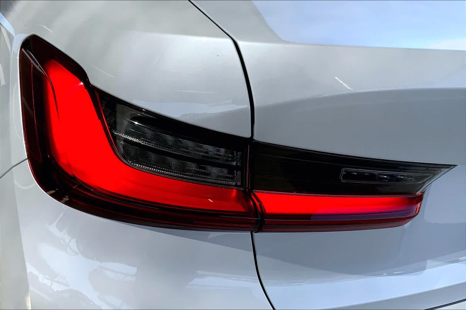 2022 Bmw 330i photo 27