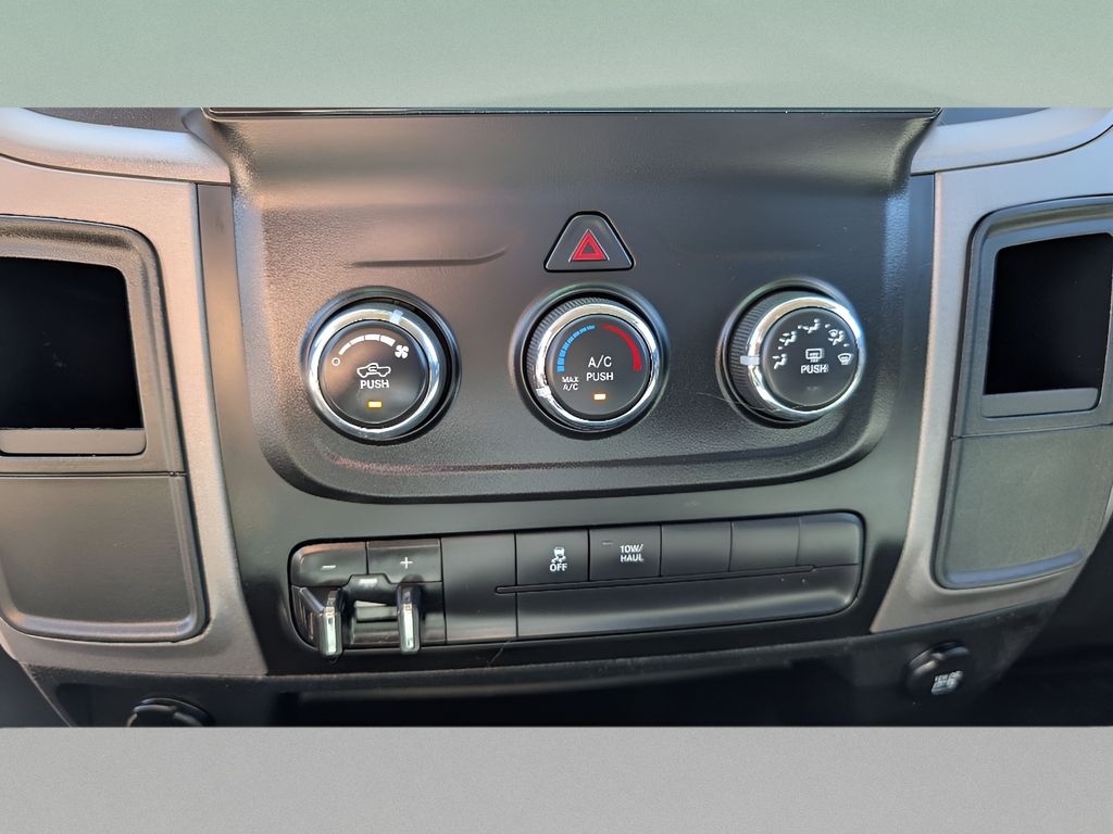 2014 Ram 2500 Tradesman photo 17
