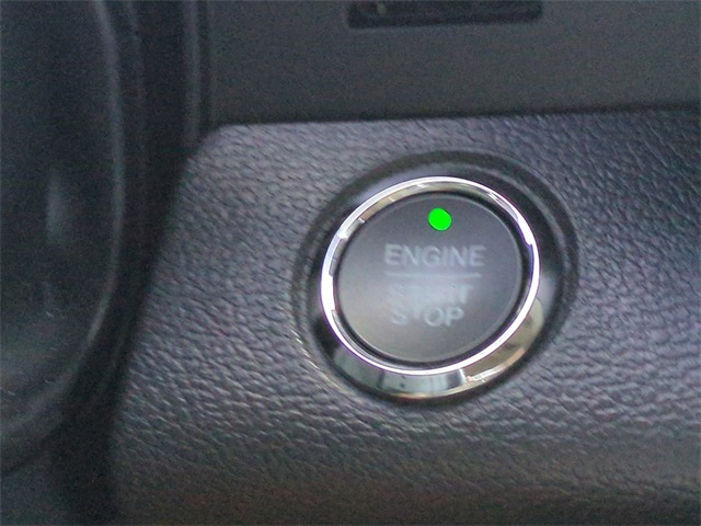 2021 Ford F-350 Lariat photo 28