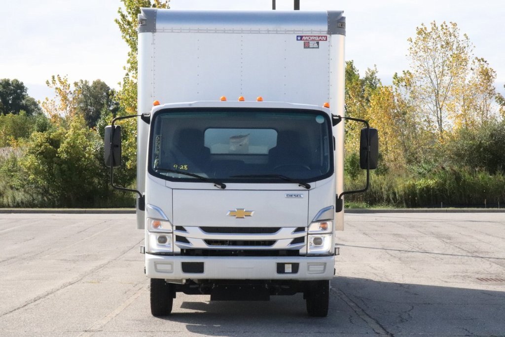 2023 Chevrolet Silverado Base photo 2